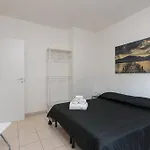Travelershome 170 Station Street 3*