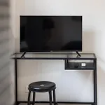 Travelershome 170 Station Street 3*