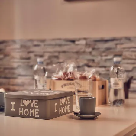 Travelershome 170 Station Street Bed & Breakfast Ciampino