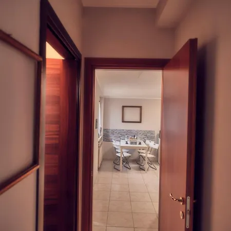 Bed & Breakfast Travelershome 170 Station Street *