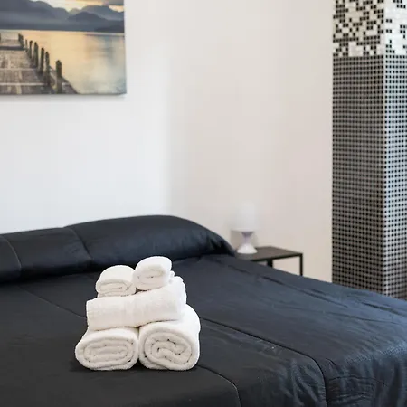 Travelershome 170 Station Street Bed and breakfast Ciampino