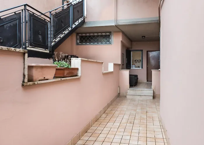 Travelershome 170 Station Street