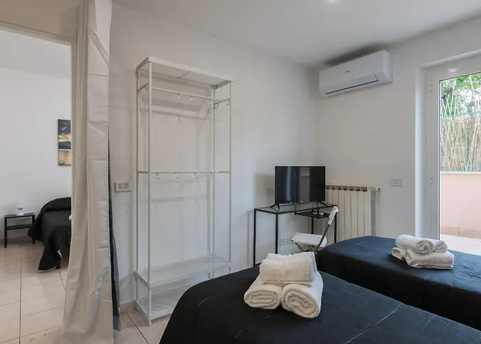 Travelershome 170 Station Street 3* Ciampino