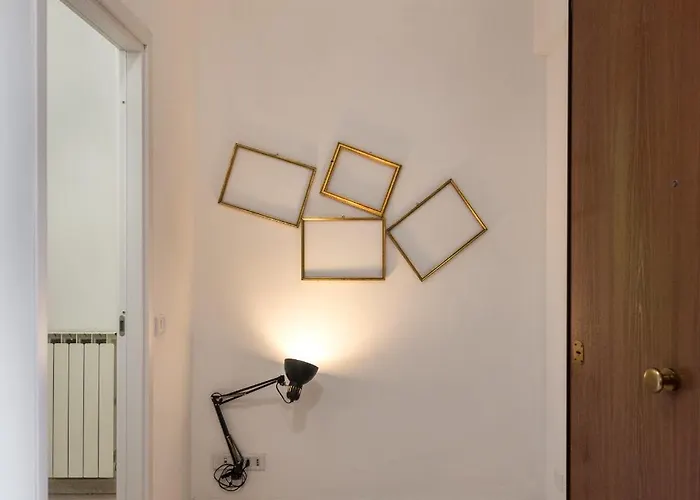 Travelershome 170 Station Street